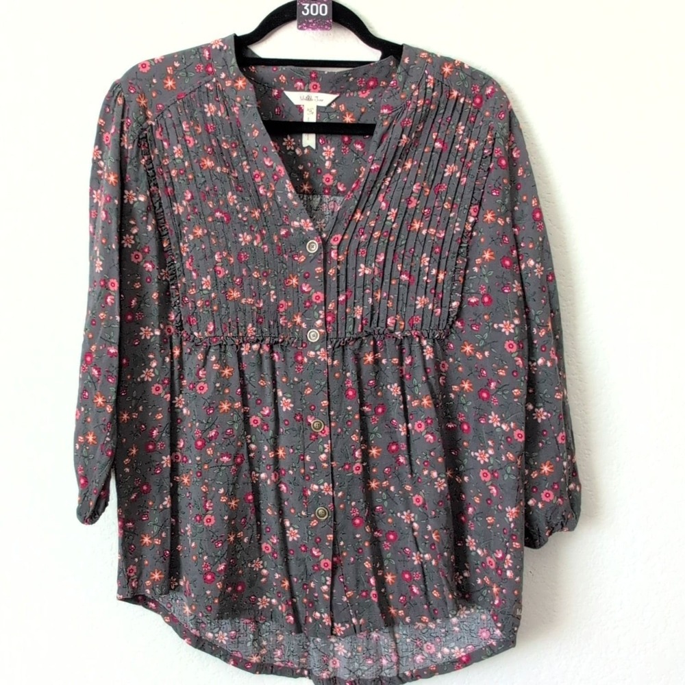 Matilda Jane Floral Pintuck Button Front Blouse Gray Orange Rayon Medium